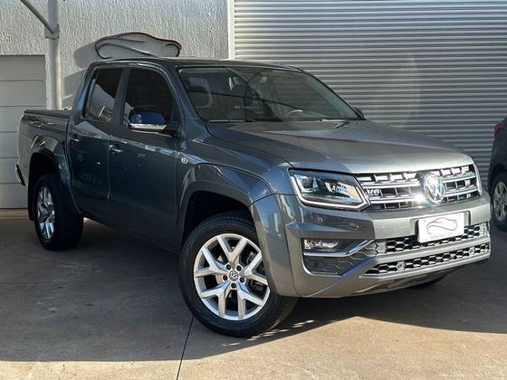 VOLKSWAGEN AMAROK 3.0 V6 TDI DIESEL HIGHLINE CD 4MOTION AUTOMÁTICO VOLKSWAGEN AMAROK 3.0 V6 TDI DIESEL HIGHLINE CD 4MOTION AUTOMÁTICO